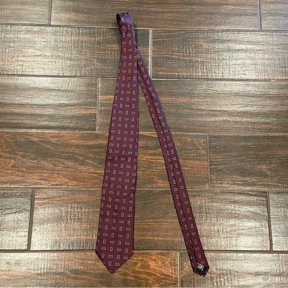 Hugo Boss Other - Hugo Boss Men's Necktie Cube Pattern 3.5" 100% Silk Tie